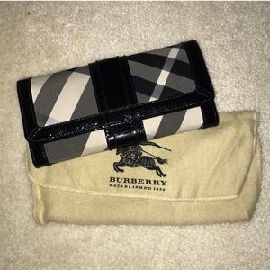 Burberry wallet